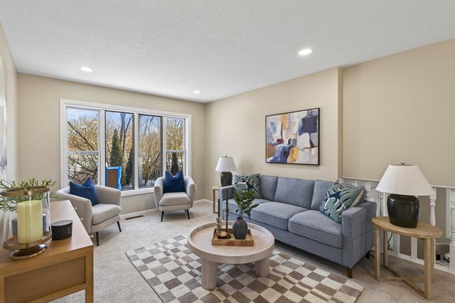 8295 Jewel Avenue S, Cottage Grove, MN 55016