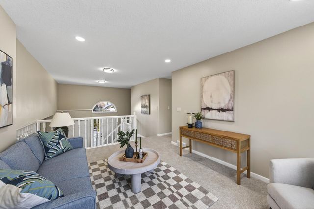 8295 Jewel Avenue S, Cottage Grove, MN 55016