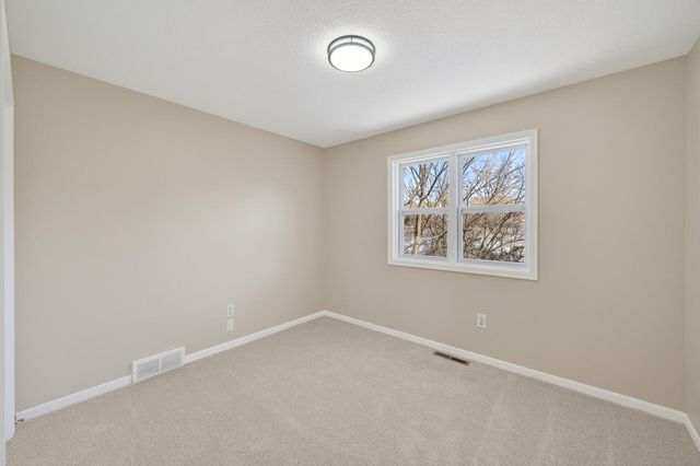 8295 Jewel Avenue S, Cottage Grove, MN 55016