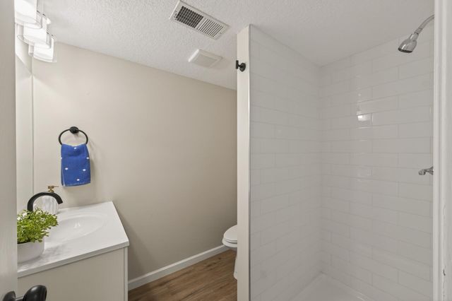 8295 Jewel Avenue S, Cottage Grove, MN 55016