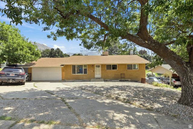 3082 N 300 E, North Ogden, UT 84414