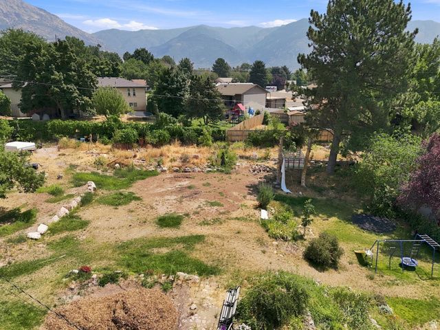 3082 N 300 E, North Ogden, UT 84414