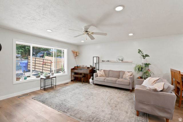 3082 N 300 E, North Ogden, UT 84414