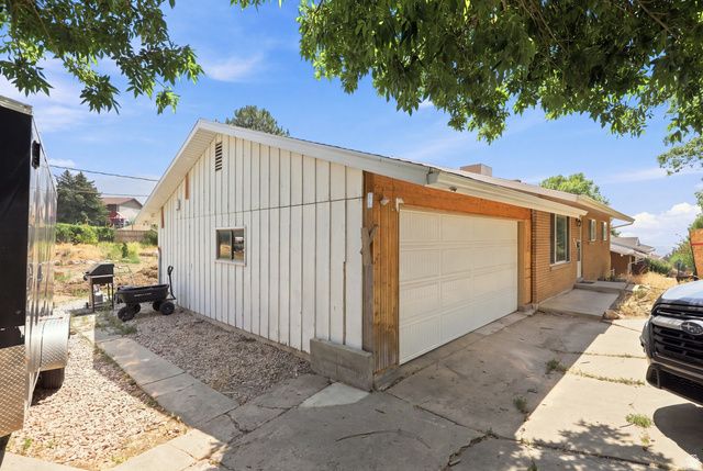 3082 N 300 E, North Ogden, UT 84414