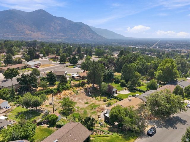 3082 N 300 E, North Ogden, UT 84414