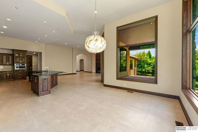 17445 Valley Drive, Omaha, NE 68130