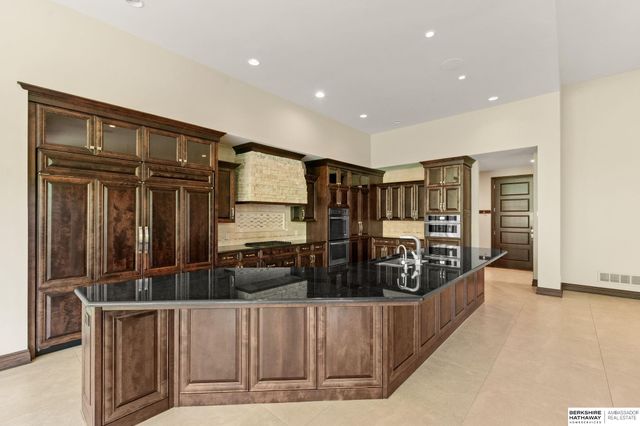 17445 Valley Drive, Omaha, NE 68130