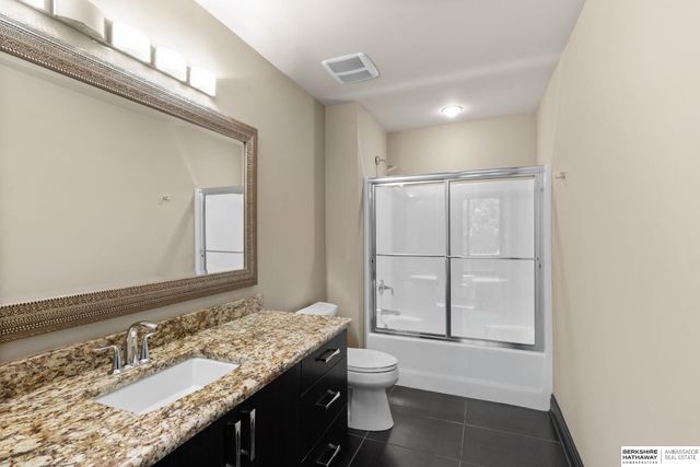 17445 Valley Drive, Omaha, NE 68130