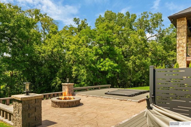 17445 Valley Drive, Omaha, NE 68130
