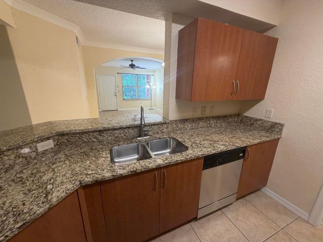 150 SW Peacock Blvd Apt 26-102 St, Port St Lucie, FL 34986