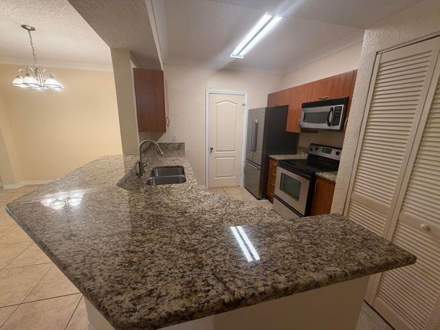 150 SW Peacock Blvd Apt 26-102 St, Port St Lucie, FL 34986