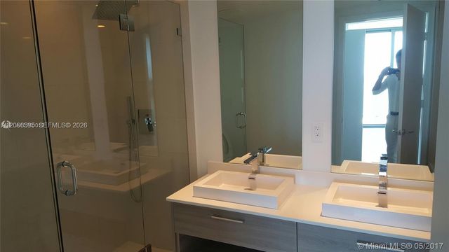 1300 S Miami Avenue 4002, Miami, FL 33130