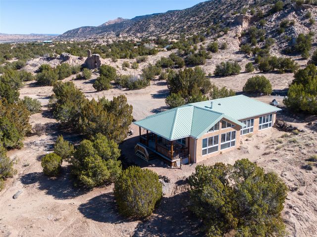 140 Cerrito De Baca, Ojo Caliente, NM 87549