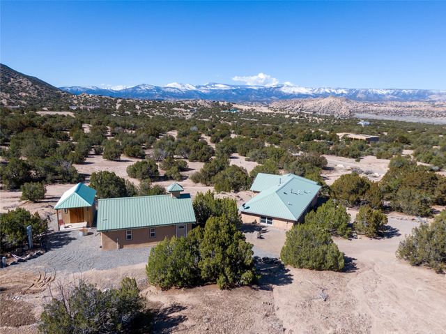 140 Cerrito De Baca, Ojo Caliente, NM 87549