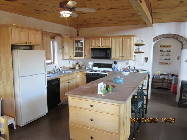 140 Cerrito De Baca, Ojo Caliente, NM 87549