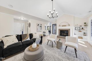 16 Stillwater Park, Durham, NC 27707