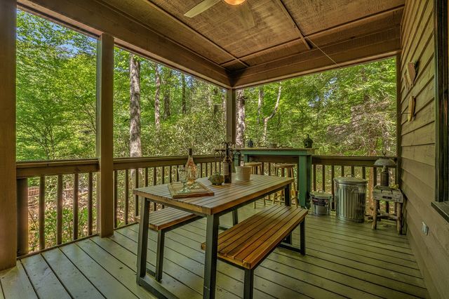 88 Cumberland Lane, Epworth, GA 30541