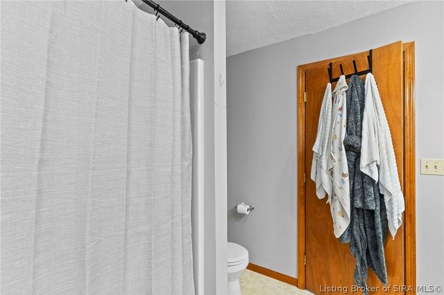 303 N Park Avenue, Crothersville, IN 47229