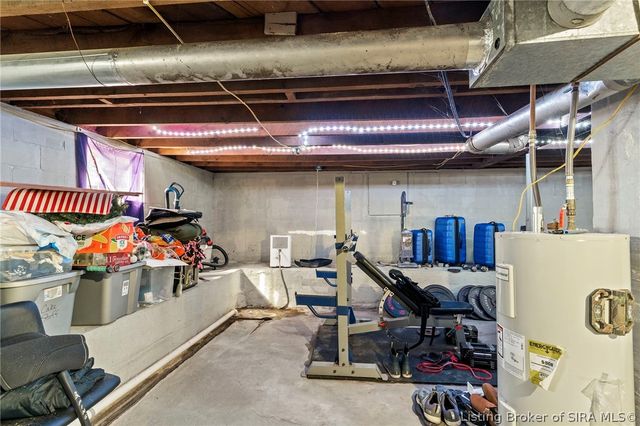 303 N Park Avenue, Crothersville, IN 47229