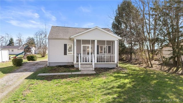 303 N Park Avenue, Crothersville, IN 47229