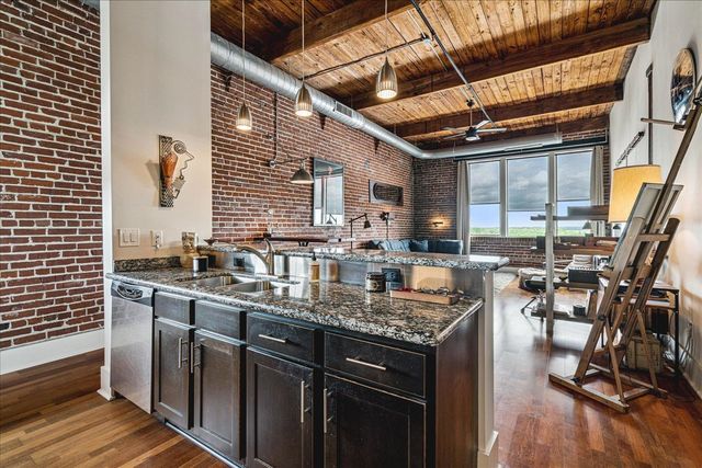 420 S Front St Apt 505, Memphis, TN 38103