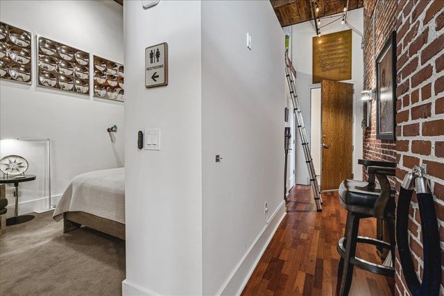 420 S Front St Apt 505, Memphis, TN 38103