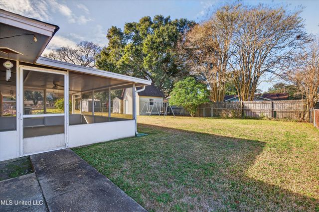 105 Suffolk Drive, Long Beach, MS 39560