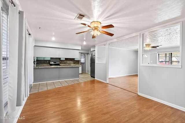 105 Suffolk Drive, Long Beach, MS 39560