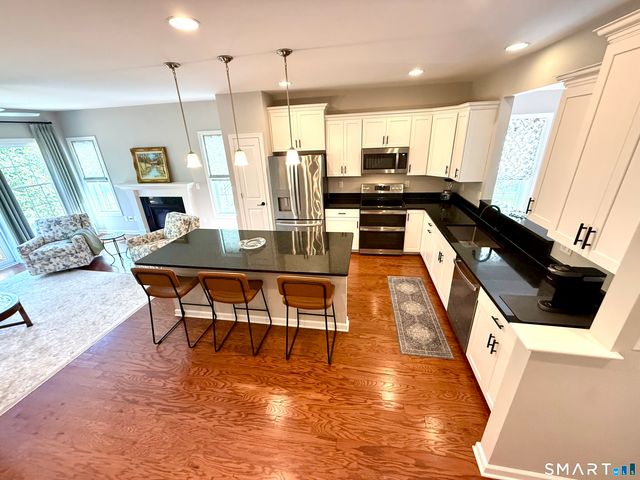 1073 Augusta Drive 1073, Oxford, CT 06478