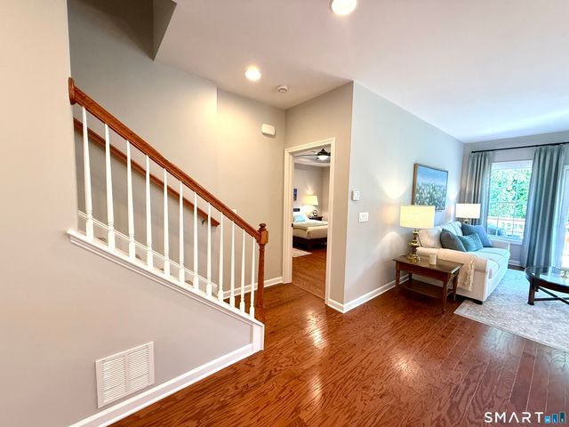 1073 Augusta Drive 1073, Oxford, CT 06478