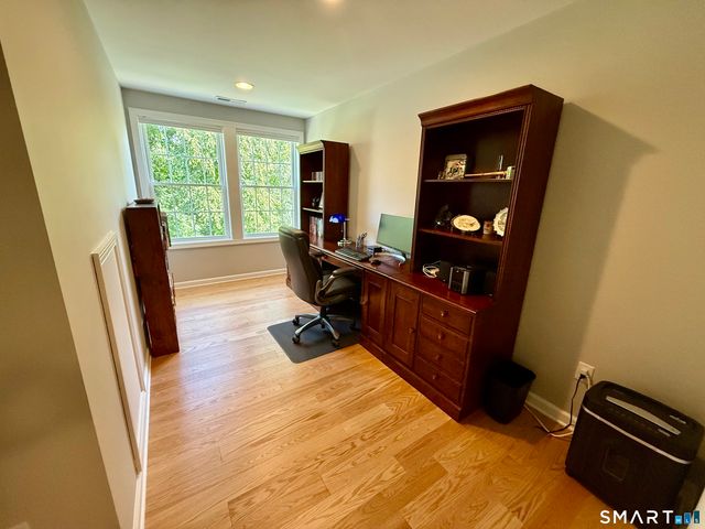1073 Augusta Drive 1073, Oxford, CT 06478