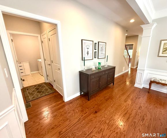 1073 Augusta Drive 1073, Oxford, CT 06478
