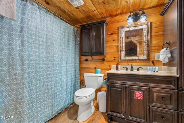 2837 Cedar Falls Way, Sevierville, TN 37862