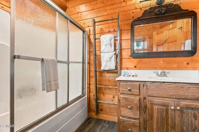 2837 Cedar Falls Way, Sevierville, TN 37862