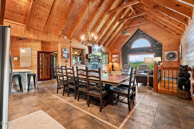 2837 Cedar Falls Way, Sevierville, TN 37862