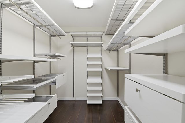 212 Glade Bridge Lane, Dickinson, TX 77539