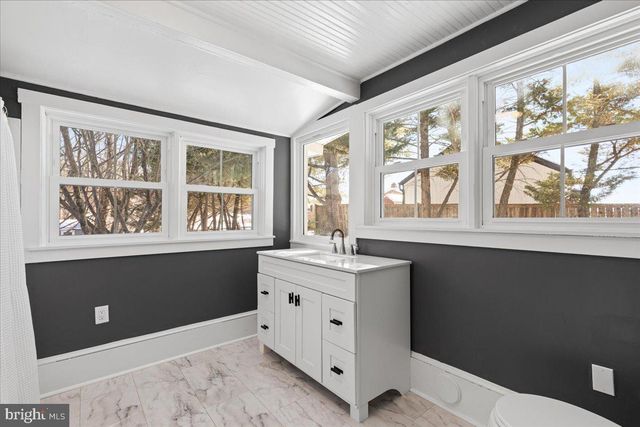 23320 WATSON RD, Leesburg, VA 20175