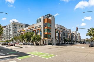 215 Elm Avenue, Long Beach, CA 90802