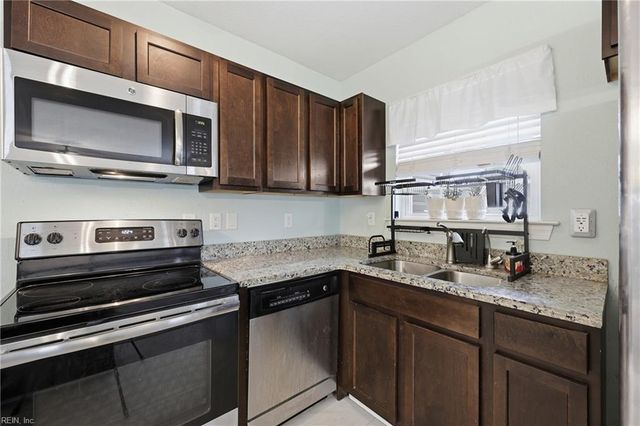 2000 Eleuthera WAY, Elizabeth City, NC 27909