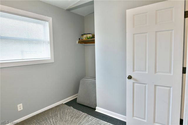 2401 Stewart Drive NW, Warren, OH 44485