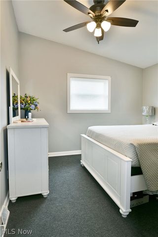 2401 Stewart Drive NW, Warren, OH 44485