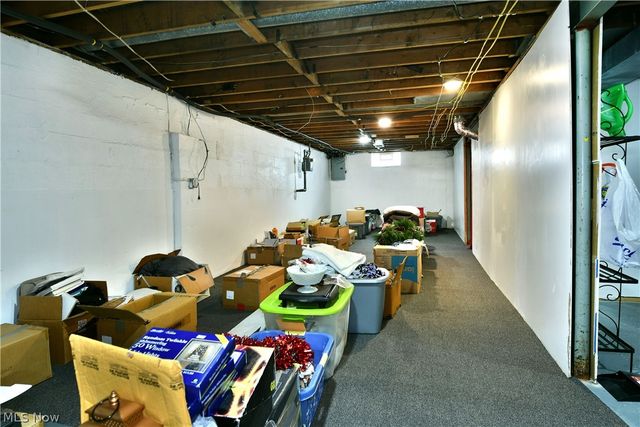 2401 Stewart Drive NW, Warren, OH 44485