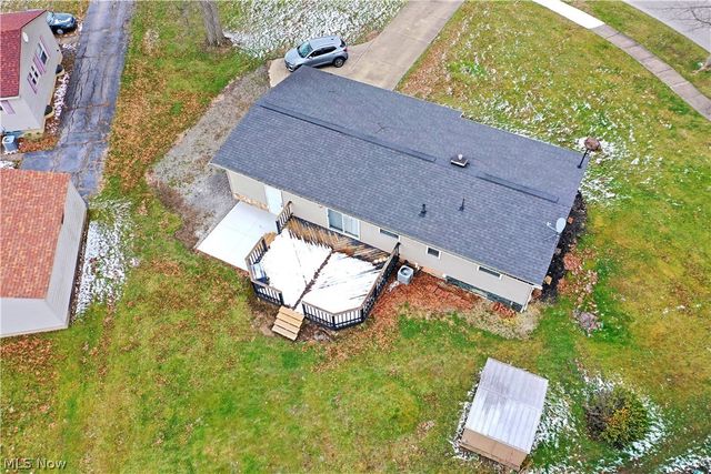 2401 Stewart Drive NW, Warren, OH 44485