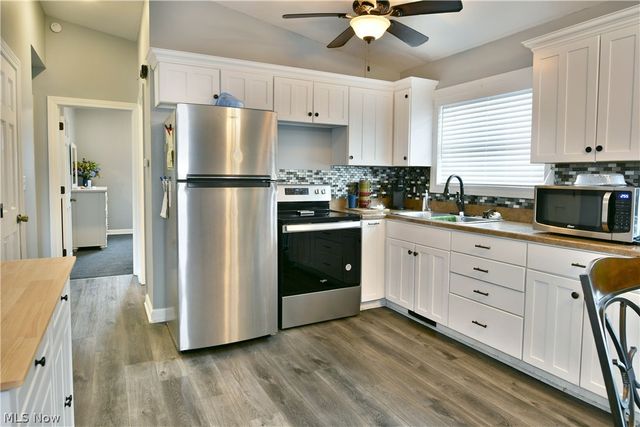 2401 Stewart Drive NW, Warren, OH 44485