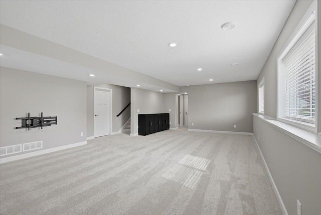 6023 Inskip Avenue S, Cottage Grove, MN 55016