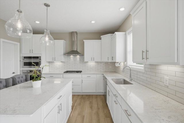 6023 Inskip Avenue S, Cottage Grove, MN 55016