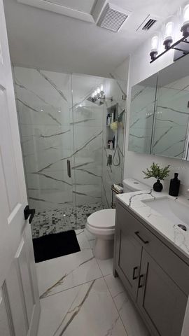 716 SUNNY PINE WAY D, Greenacres, FL 33415