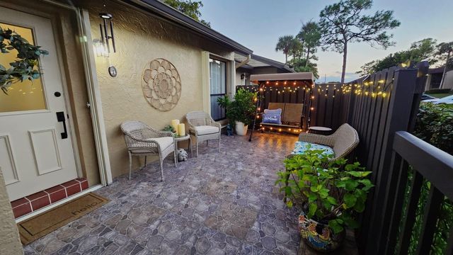 716 SUNNY PINE WAY D, Greenacres, FL 33415