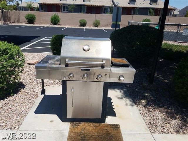 5750 East Hacienda Avenue 202, Las Vegas, NV 89122