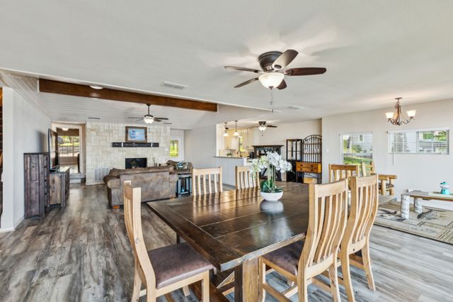 142 Peninsula Point Terrace, Mabank, TX 75156